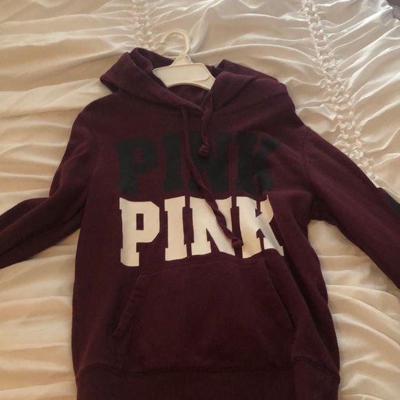 VS Pink hoodie - Picture 1 of 3